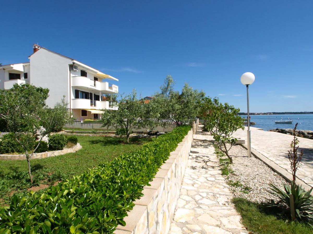 Apartment Maras-1 By Interhome Diklo Exterior photo