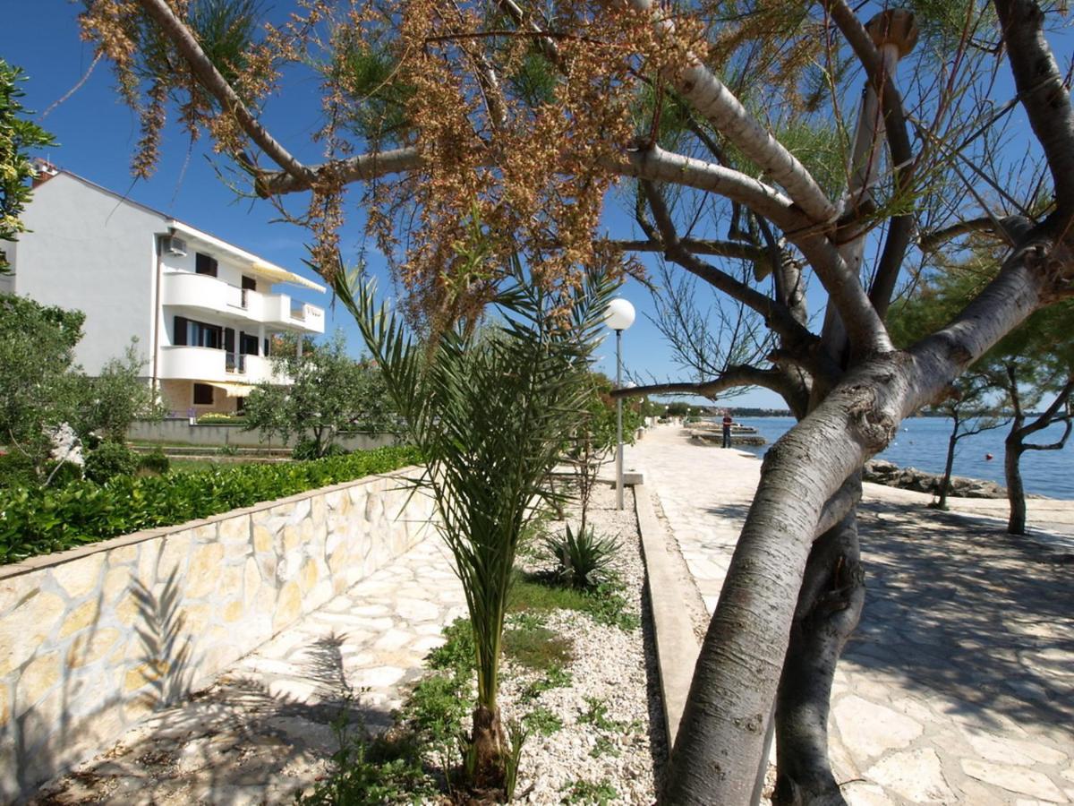 Apartment Maras-1 By Interhome Diklo Exterior photo