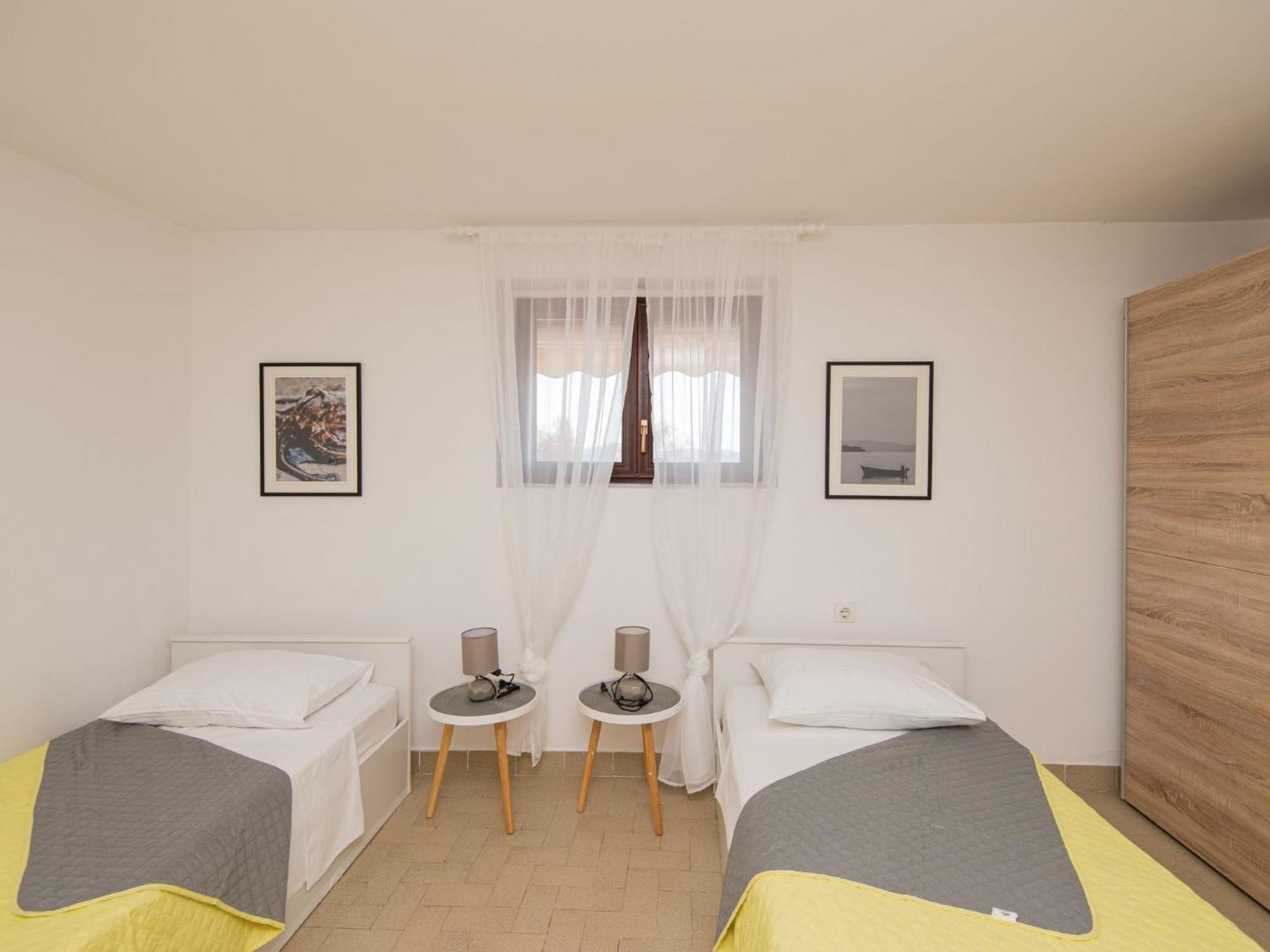 Apartment Maras-1 By Interhome Diklo Exterior photo